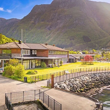 Hotel Sogn Vadheim