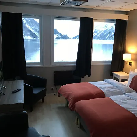 Sogn Hotell 3*